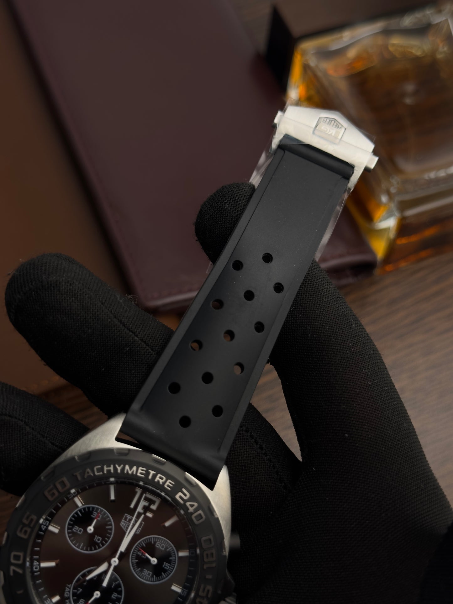 TAG - Formula 1 Black - AAA Quality