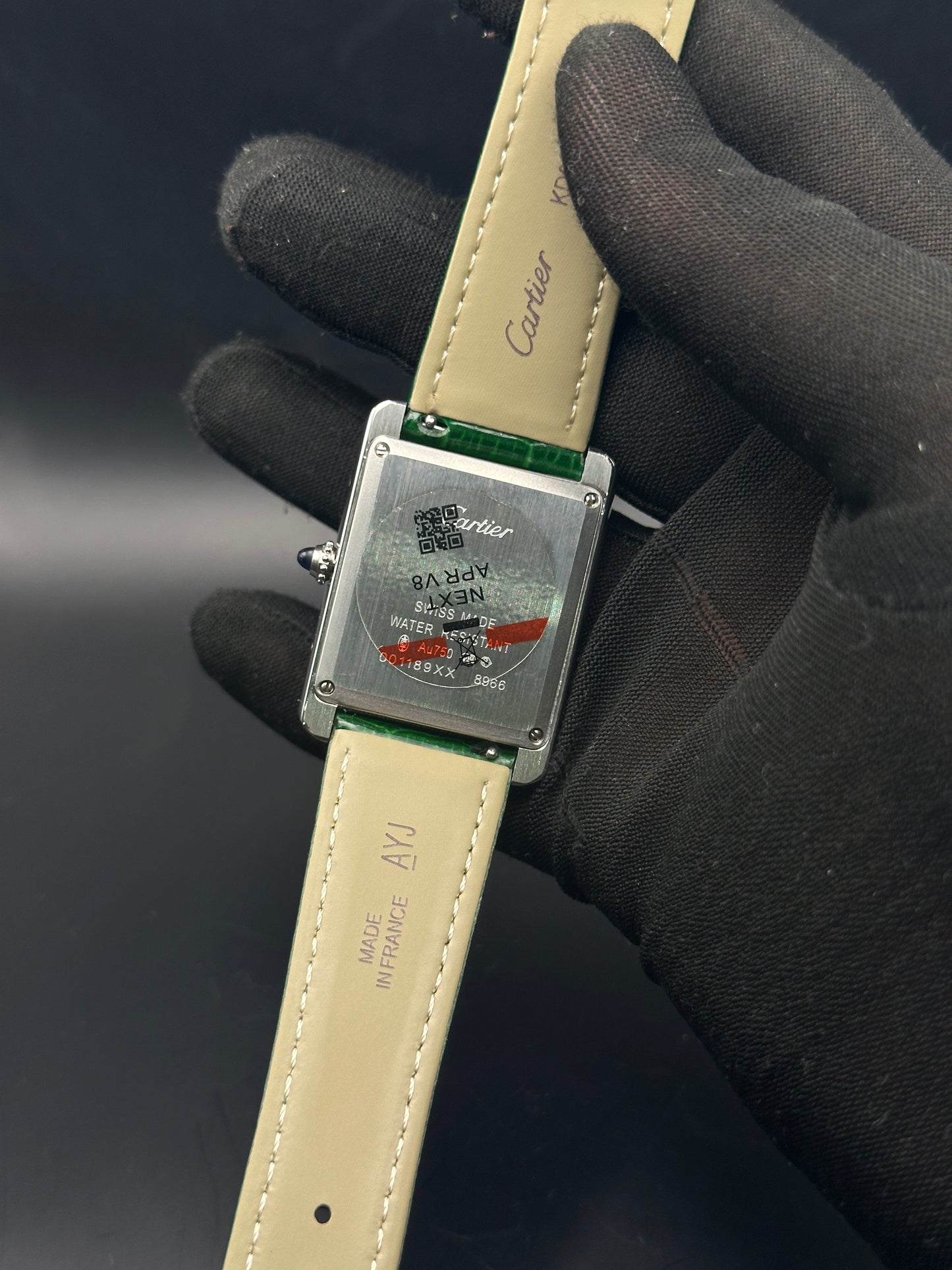 CRTR - Tank Silver Green Quartz - AAA Quality