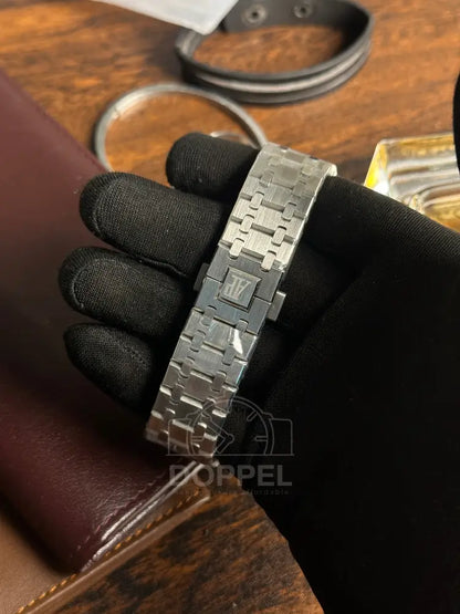 AP - Silver Tiffany Textured - AAA Quality