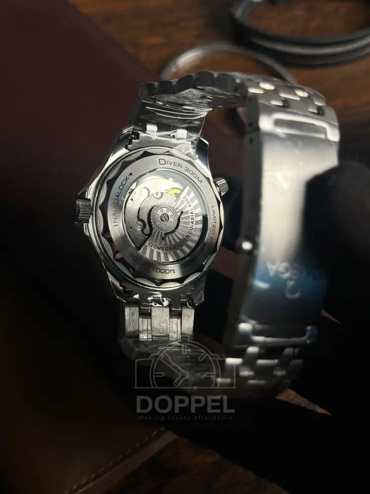 OMGA - Seamaster Black - AAA Quality