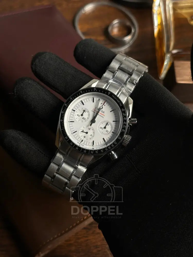 OMGA - Speedmaster White - AAA Quality